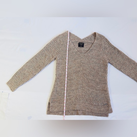 Abercrombie & Fitch V-Neck Knitted Sweater in Rib - Pink/Grey Marl - M - Picture 13 of 16